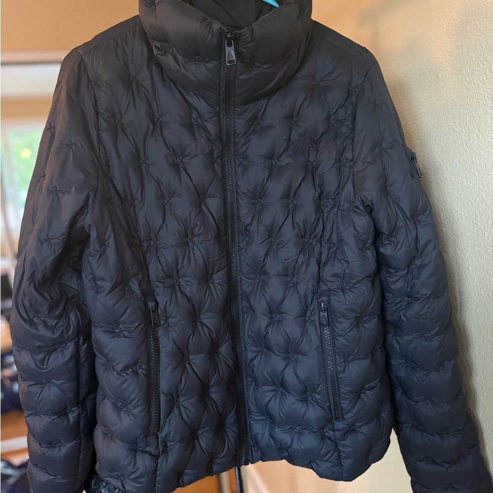 The North Face Women's Dark Blue Puffer Jacket